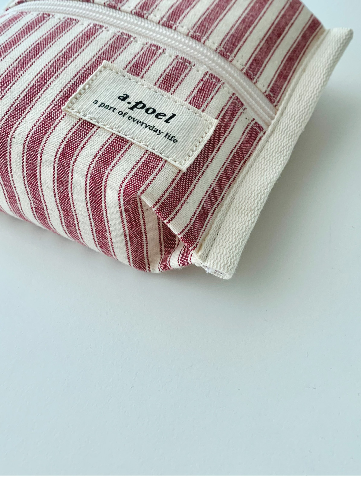 Cracker pouch [ stripe red ]